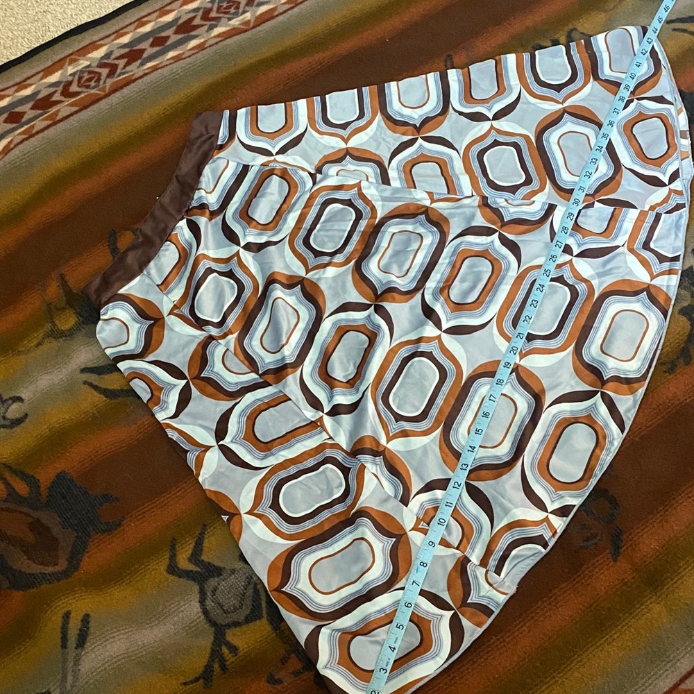 Derek Heart A-Line Skirt with Brown and Gray Geometric Design - Picture 6 of 6